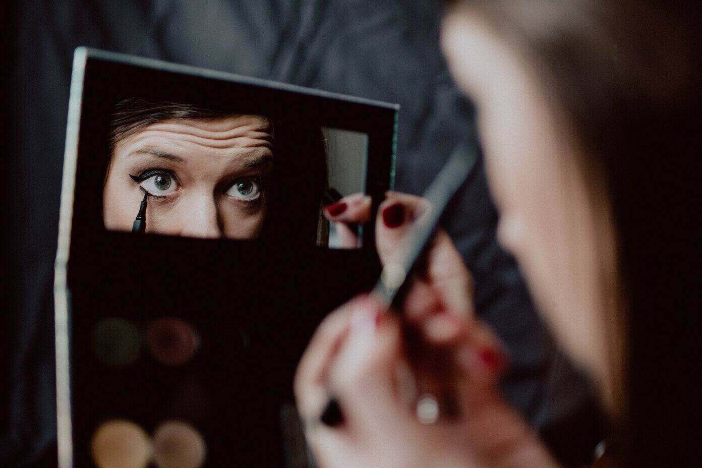 How to Become a Makeup Artist for Film and TV | The Ultimate Guide